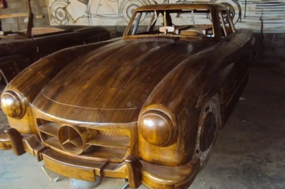 Mercedes-Benz 300 SL