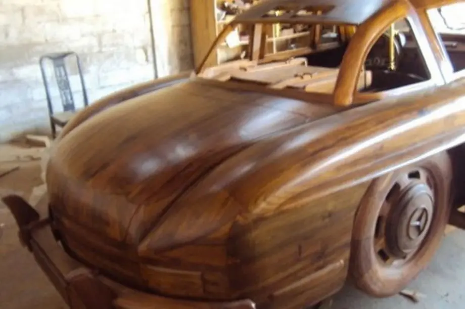 MercedesBenz
