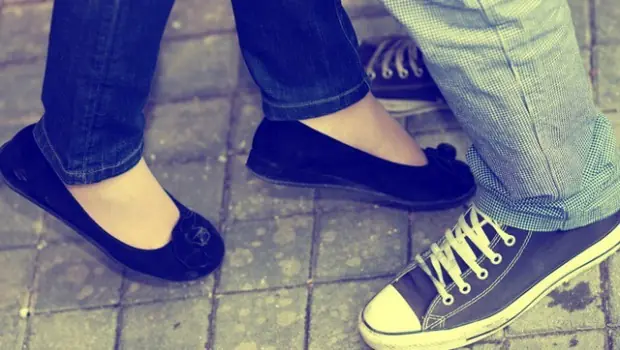 Él la orinó en año nuevo y ella se enamoró perdidamente