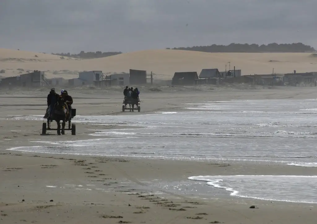 Vacaciones sin agua ni luz?, en Uruguay existe Cabo Polonio