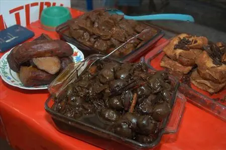Pescado y dulces de frutas son los preferidos de la temporad