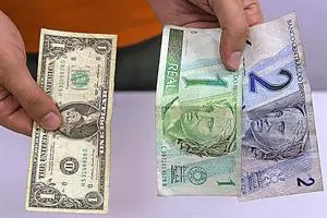 En Brazil se podra comprar dolares hasta en la panaderia
