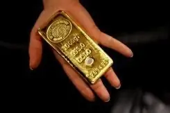 Lingotes de oro en calcetines
