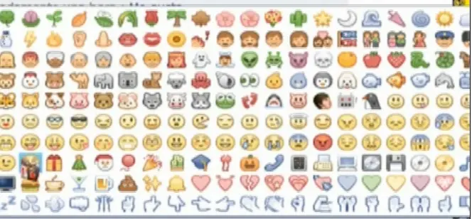 Obten los nuevos emoticones de Facebook 2013