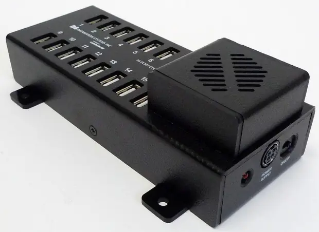 Recarga hasta 16 dispositivos USB de forma simultánea