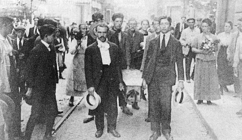 Igby presenta : Irigoyen el "peludo" represor