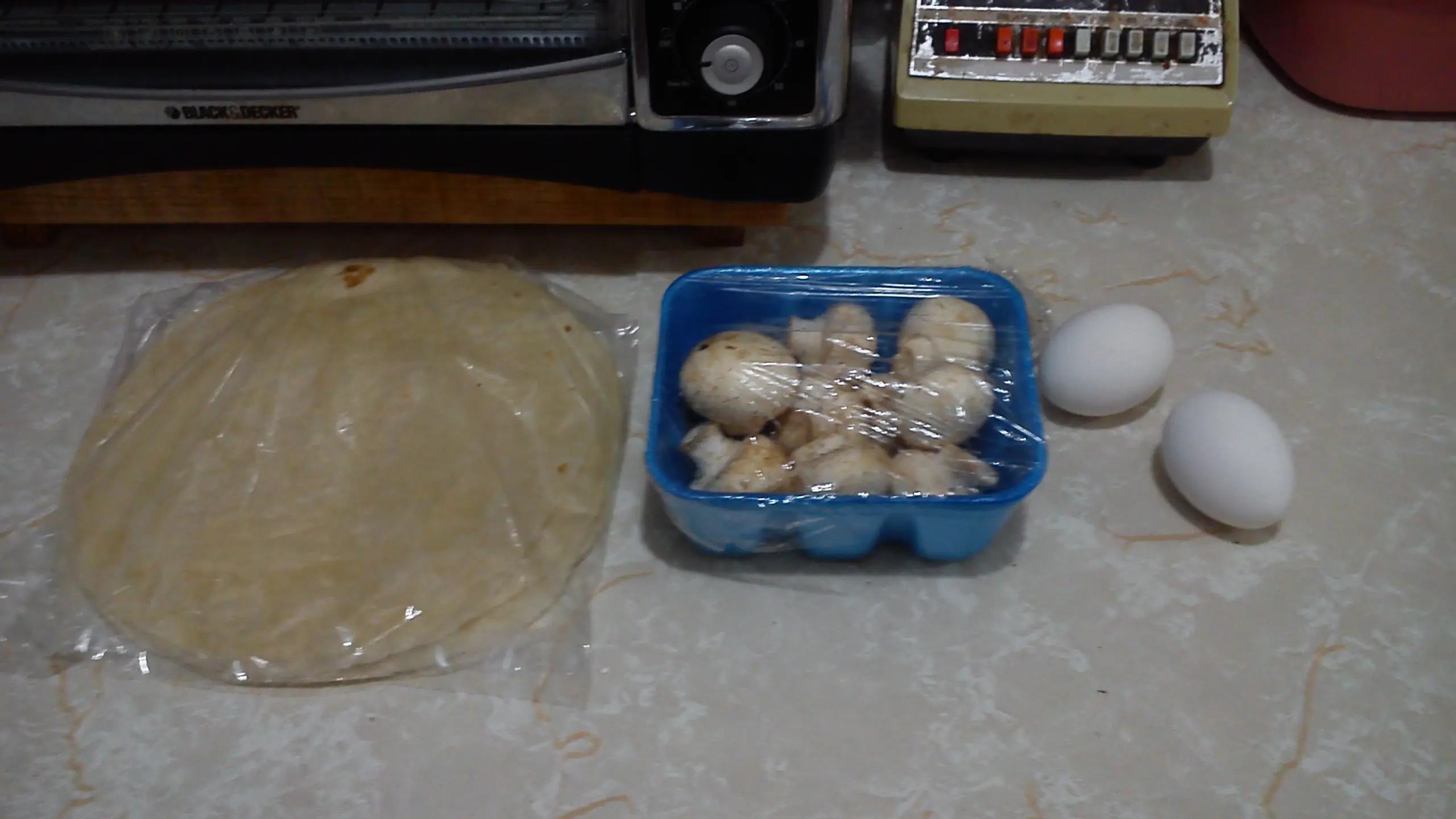 omelette con champiñones