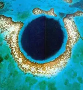 Blue Hole, cementerio de buzos...
