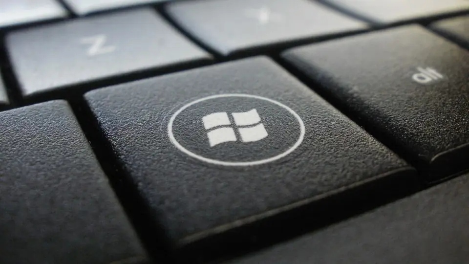 HP volvió a vender computadores con Windows 7