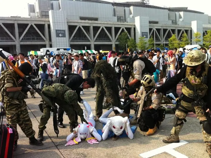 Mientras tanto en japon...