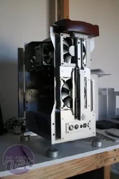 Gabinete de madera "Cygnus X1" [PC Modding]