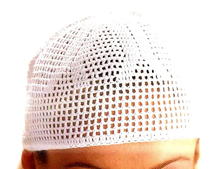 gorro en punto red tejido en crochet