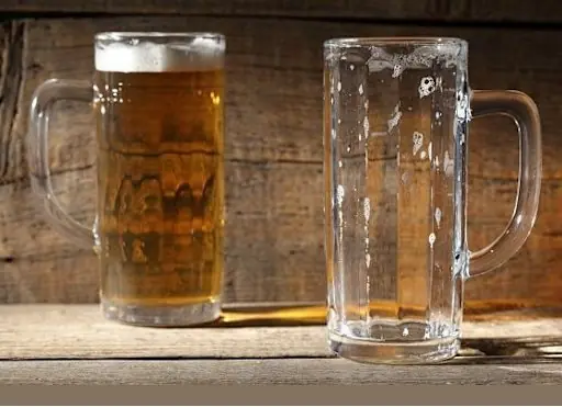 El consumo moderado de alcohol ayuda a prevenir la demencia
