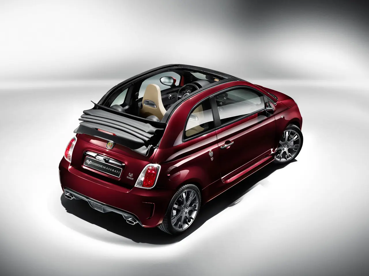 2012 Abarth 695 Maserati Edition (Fotos HD)