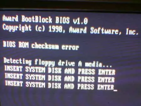 Como volver a sus valores originales la BIOS (CMOS).
