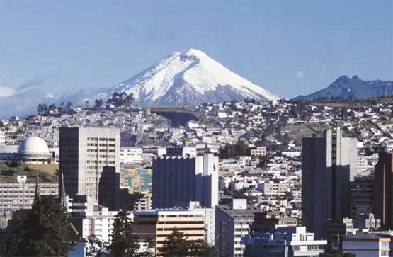 Prensa uruguaya elogia a Quito.