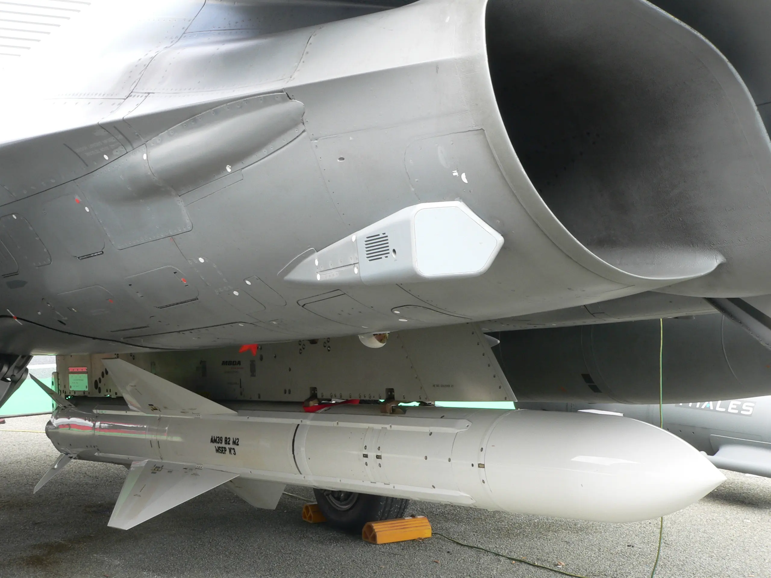 avion caza