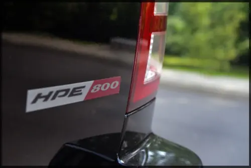 800