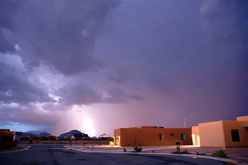 Cómo calcular la distancia a la que ha caído un rayo.