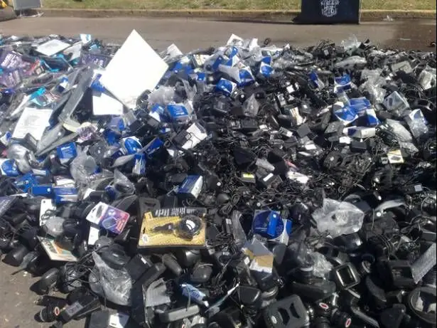 AFIP destruyó en Mendoza (celulares, pilas, termos, etc)