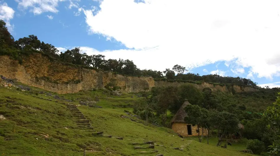 Kuélap, la imponente fortaleza a 171 años de su descubrimi