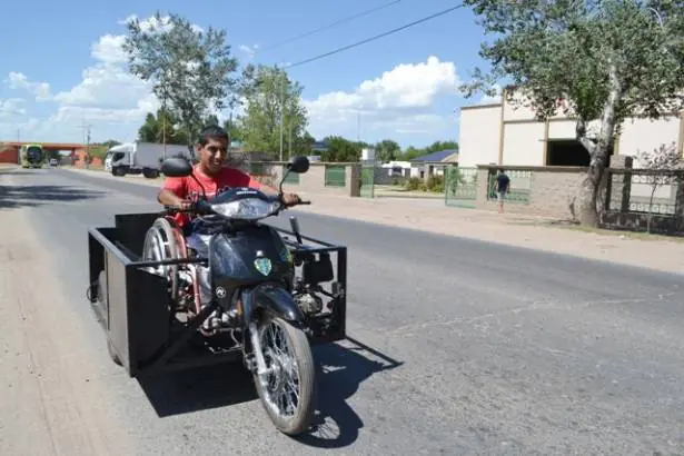 Una moto transformada por la amistad y los sueños