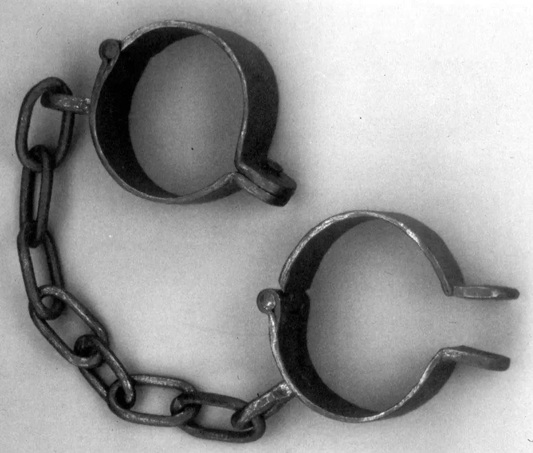 Una decisión equivocada: Los caminos de la vida (escrito)