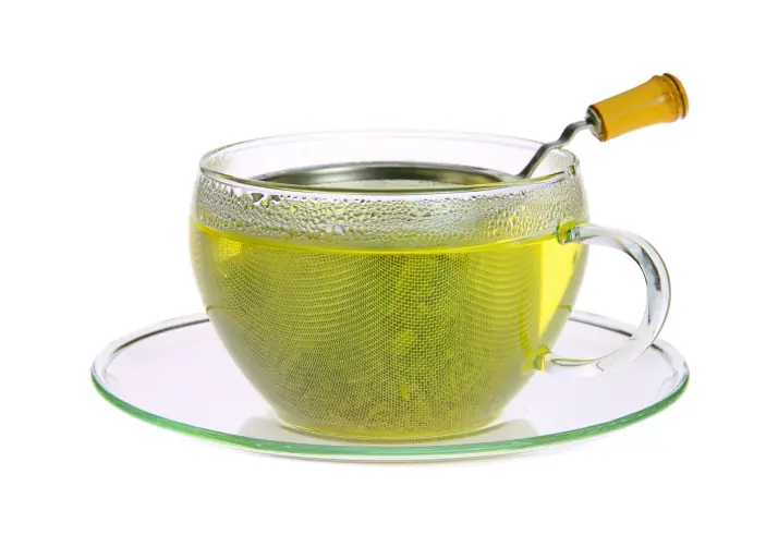 Distintos tipos de té y sus efectos en la amigdalitis