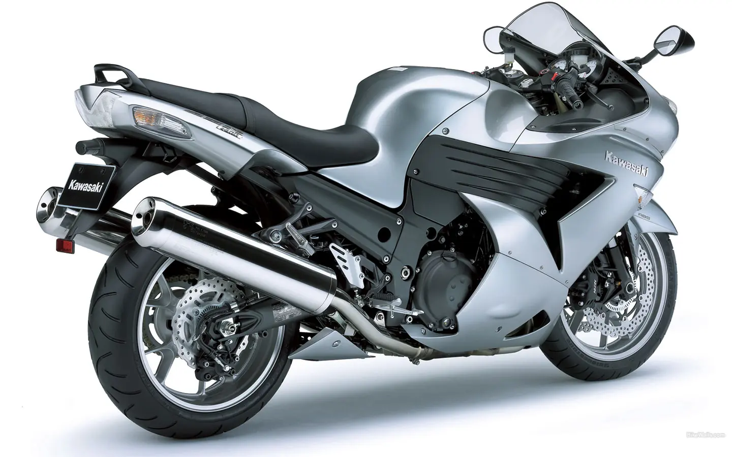 suzuki hayabusa Vs kawasaki zzr1440