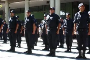 Duro cuestionamiento de los Oficiales de la Policía