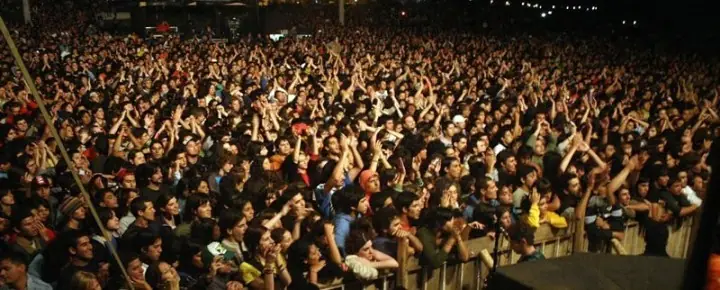 Fuí adolescente en los 2000 (música, recis, etc)