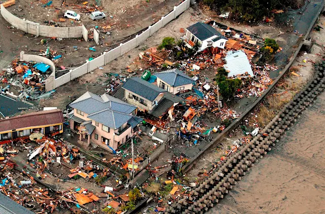 tsunami en japon