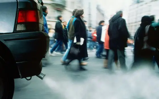 el humo del diésel causa cáncer de pulmón