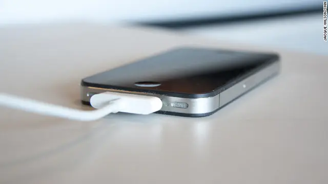 Rumores del iPhone: ¿Un nuevo "dock" y un mini co