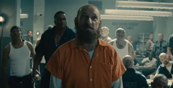Ben Kingsley habla del Mandarin y de "All hail the king