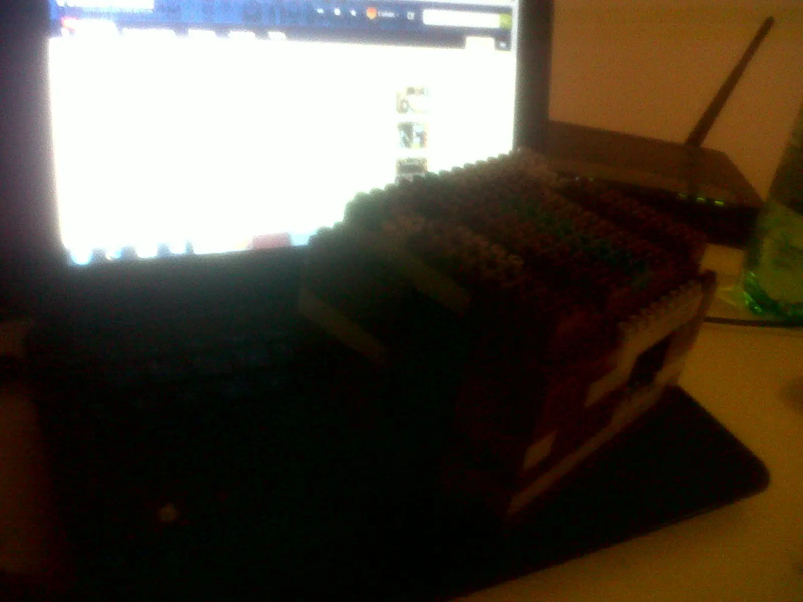 Hice una casita con ladrillitos de juguetes y te lo muestro.