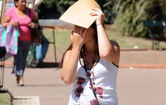 el noticiero y su fetiche por el clima