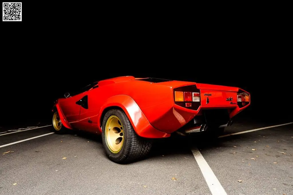 Lamborghini Countach, Murcielago SV y Nissan Skyline