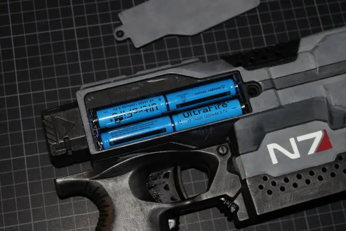 convertir una pistola de juguete en una de Mass Effect