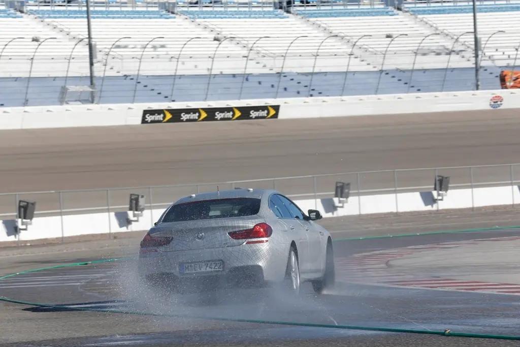 autonoma en circuitoY