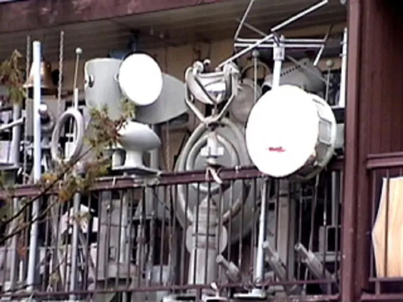 NIKOLA TESLA Y EL EFECTO HUCKISO