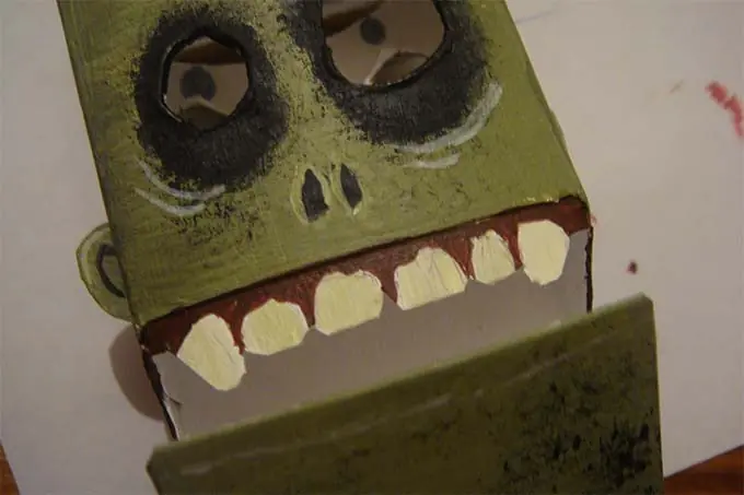 Muneco de carton