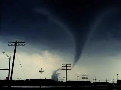 Tornados ( no olvides tus gafas 3D) !