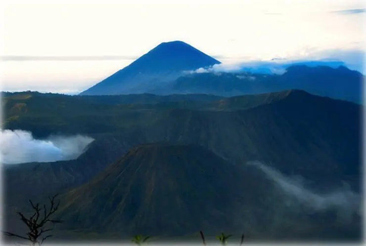 Apaciguando La Furia de un Volcán (Tradiciones Ancestrales)