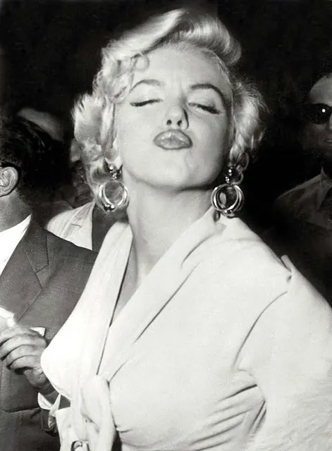 Norma Jeane (Marilyn Monroe)  Parte Cuarenta