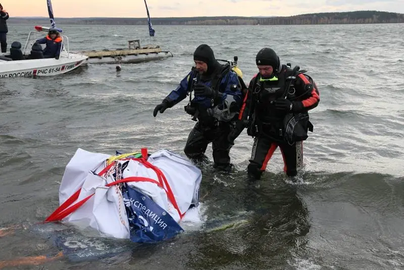 Hallan un fragmento de 300-500 kilos del meteoro de Cheliáb