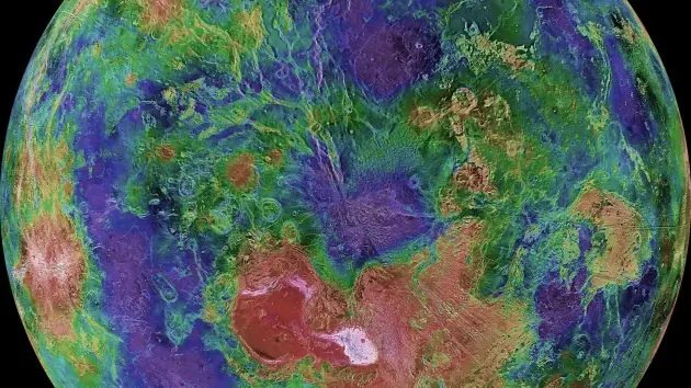 Gigantescas explosiones, podrían tragarse Venus