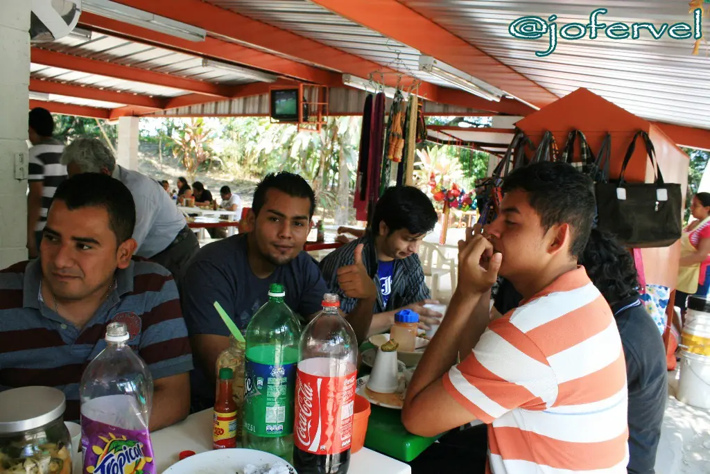 3ra Juntada El Salvador en Taringa! | El Resumen