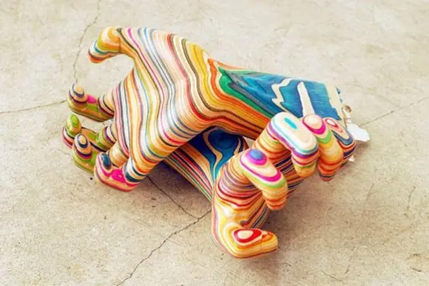 Japonés Convierte Patinetas Impresionantes Esculturas