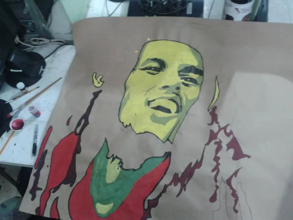pintando un Bob Marley, espero les guste